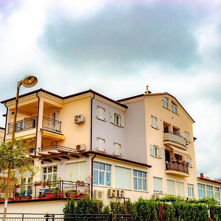 Apartment Botic Πόρετς Εξωτερικό φωτογραφία